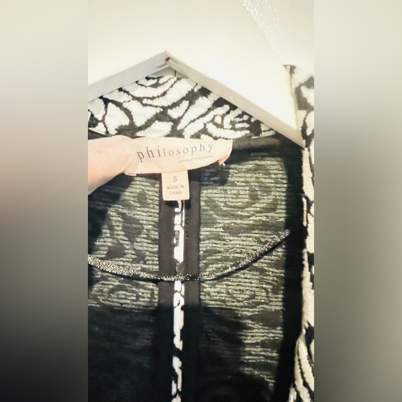 Philosophy Womens Small Long Open Front Duster Sweater Coat Black White Floral - Picture 7 of 13